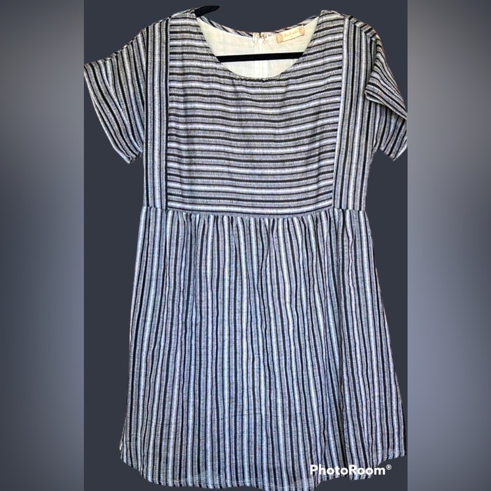 ALTAR’D STATES Black/White/Gray Striped Linen-Look  Dress, Size Medium, GUC.
